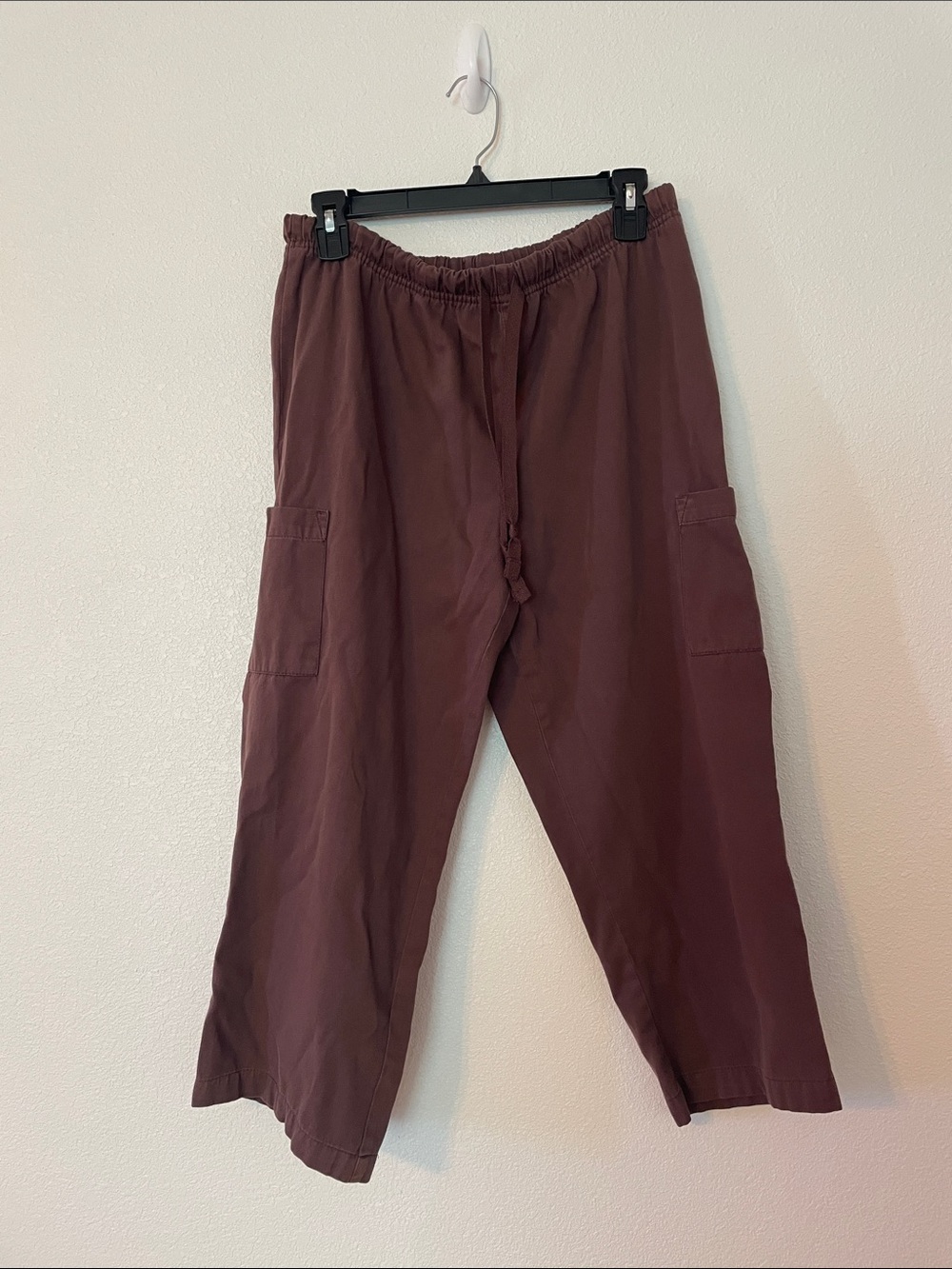 Basic Editions Women's Cargo Jogger Pants in Brown Size Medium